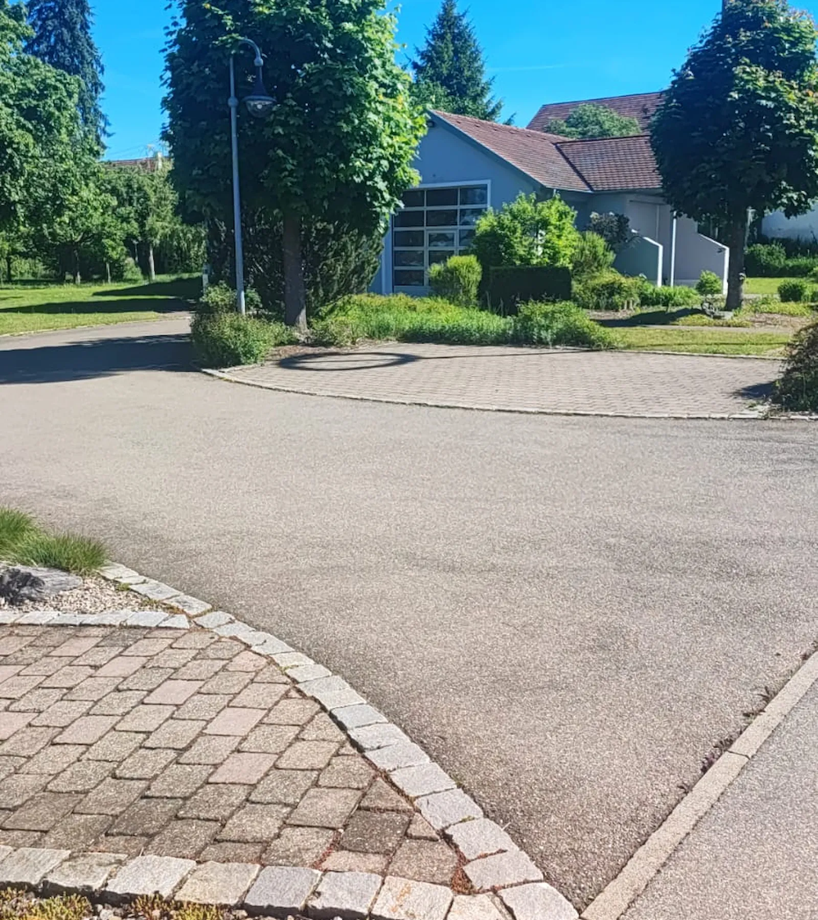Unser Zuhause, Anfahrt